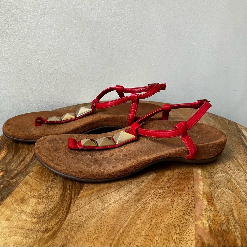 Vionic | Rest Nala Rockstud Minimalist Toe Post Sandal